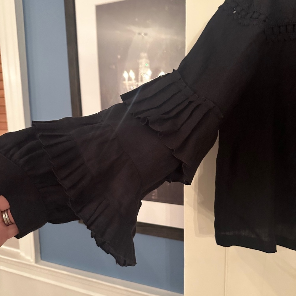 Tracy Reese Elegant Black Blouse with Ruffle Sleeves - Picture 4 of 11